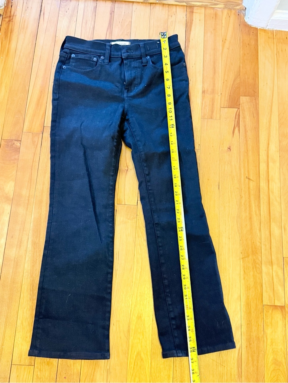 Madewell Mid Rise Kick Out Jeans Size 26 Black Denim Fair Trade Certified